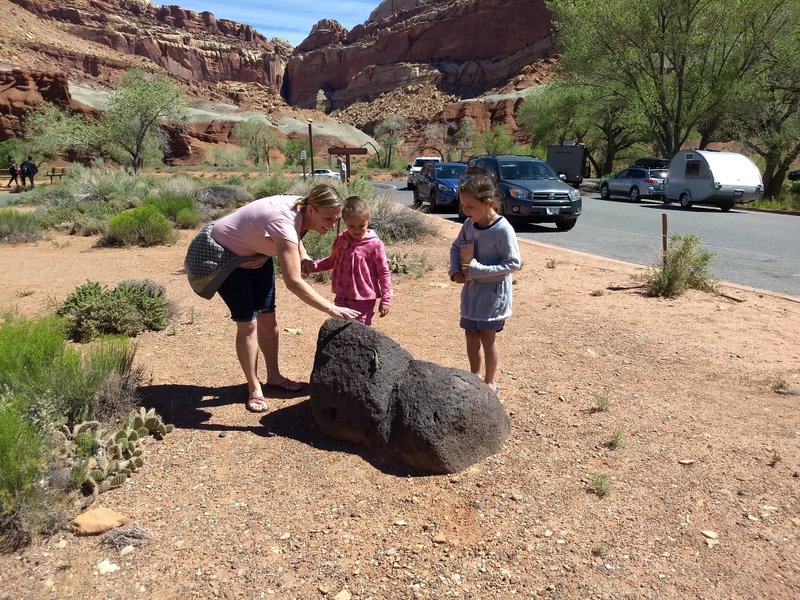 Illustration for article titled Capitol Reef - A not overlanding post